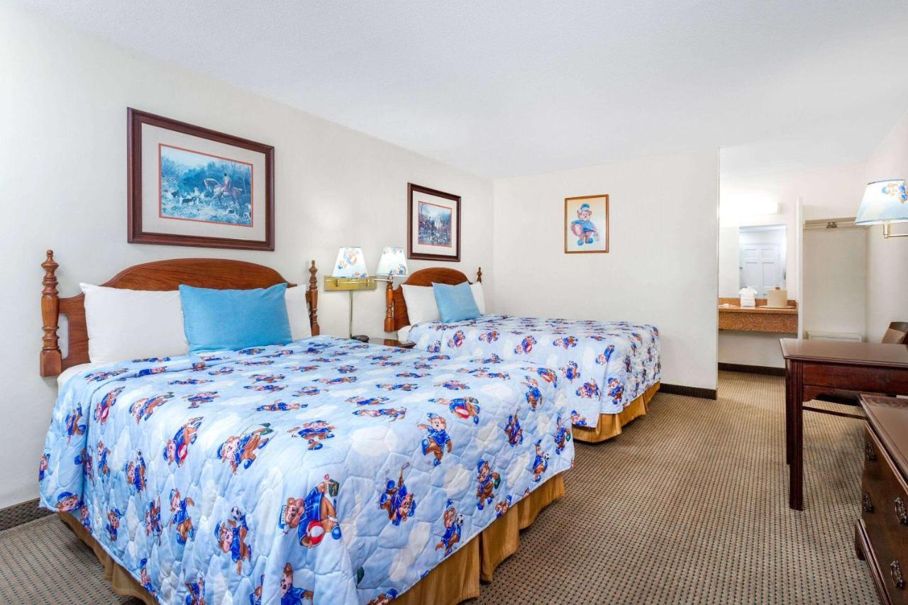 Travelodge By Wyndham Cape Cod Area West Dennis Exterior foto