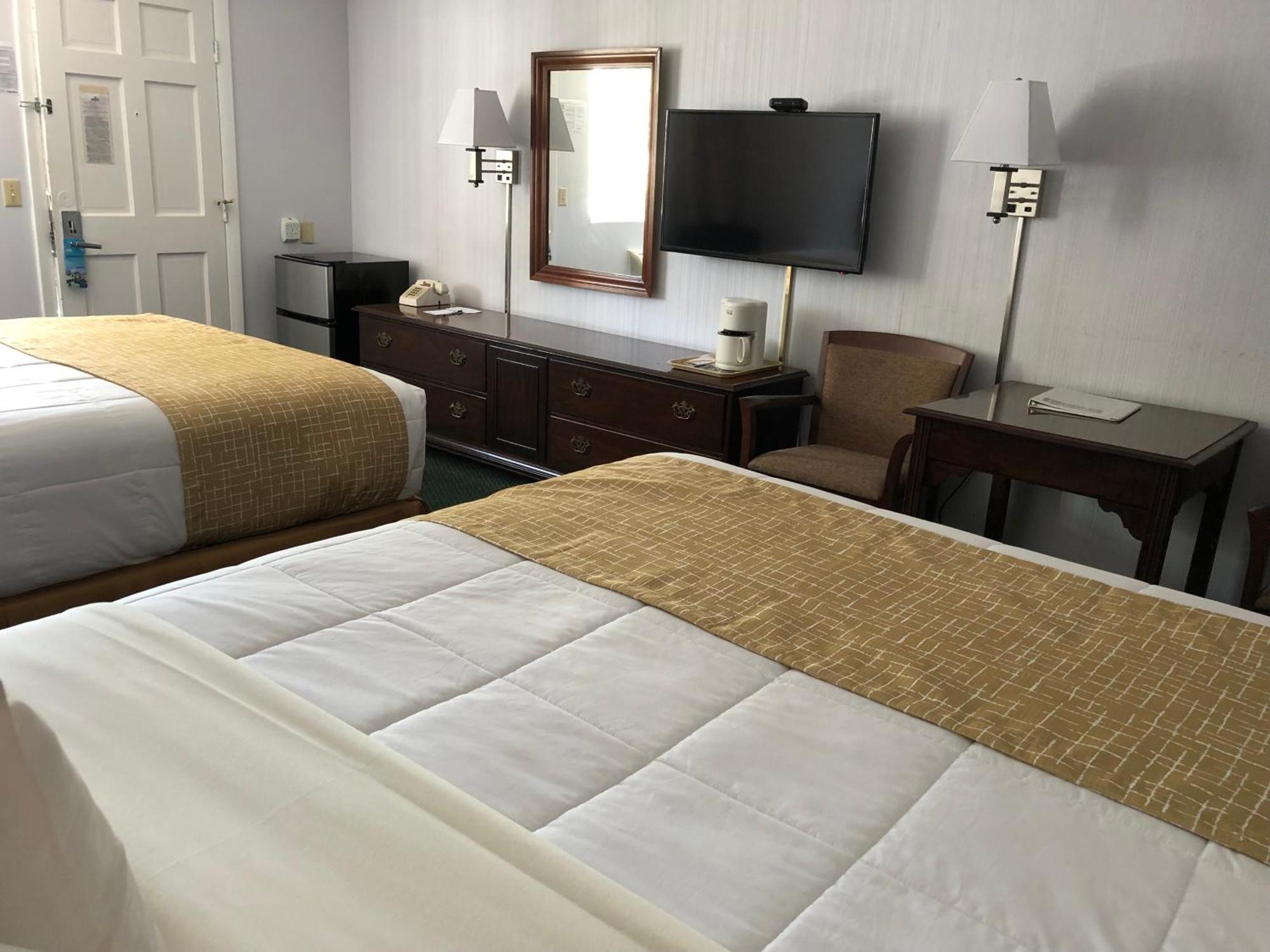 Travelodge By Wyndham Cape Cod Area West Dennis Habitación foto